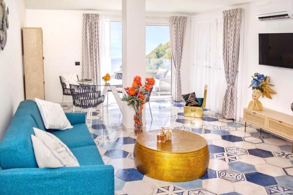 Suite Apartments Branco - Infinity Pool & Sea View - 5 Minuti Dal Centro Taormina Exterior photo